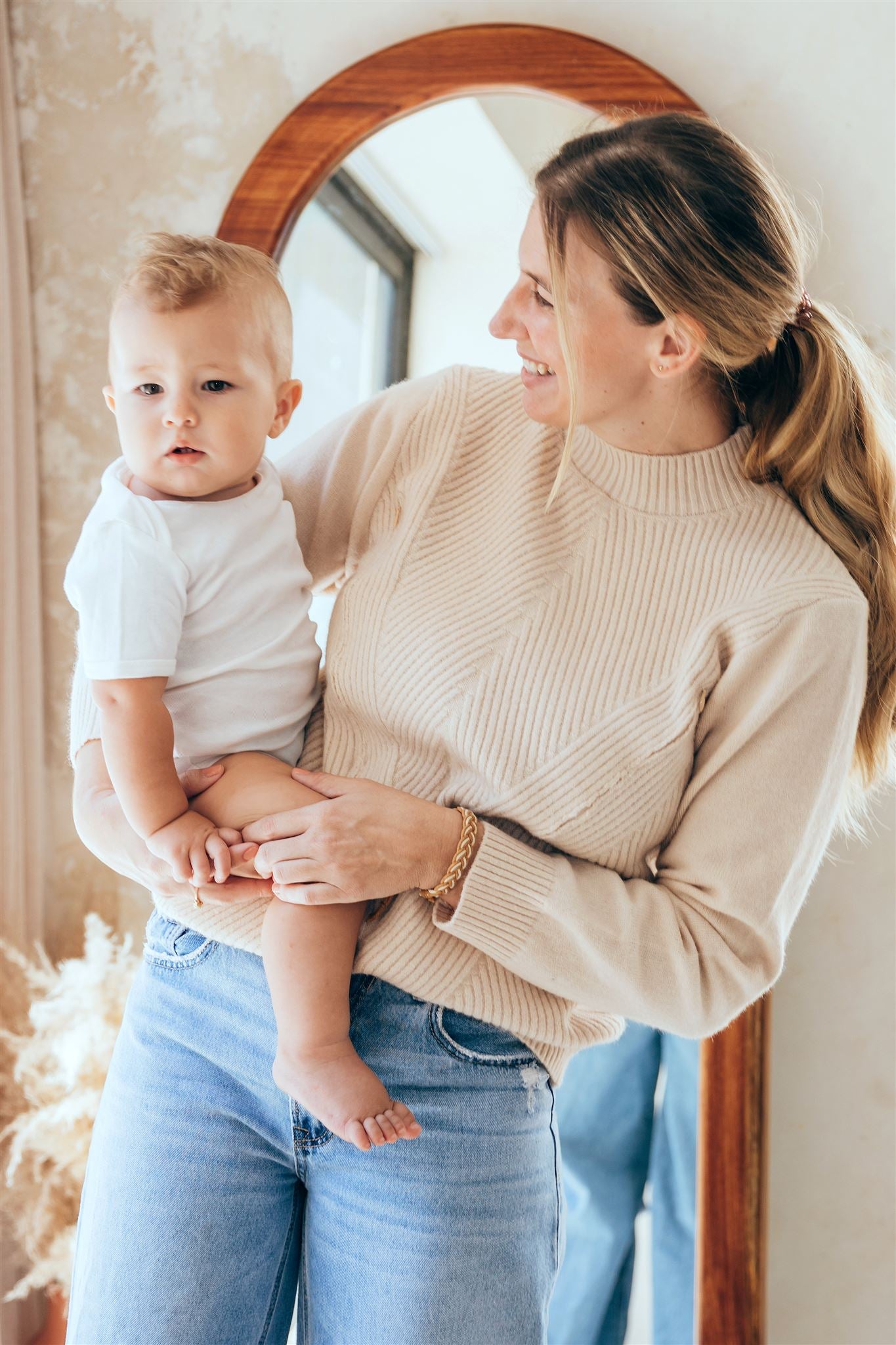 Pull d'allaitement écru ALMA