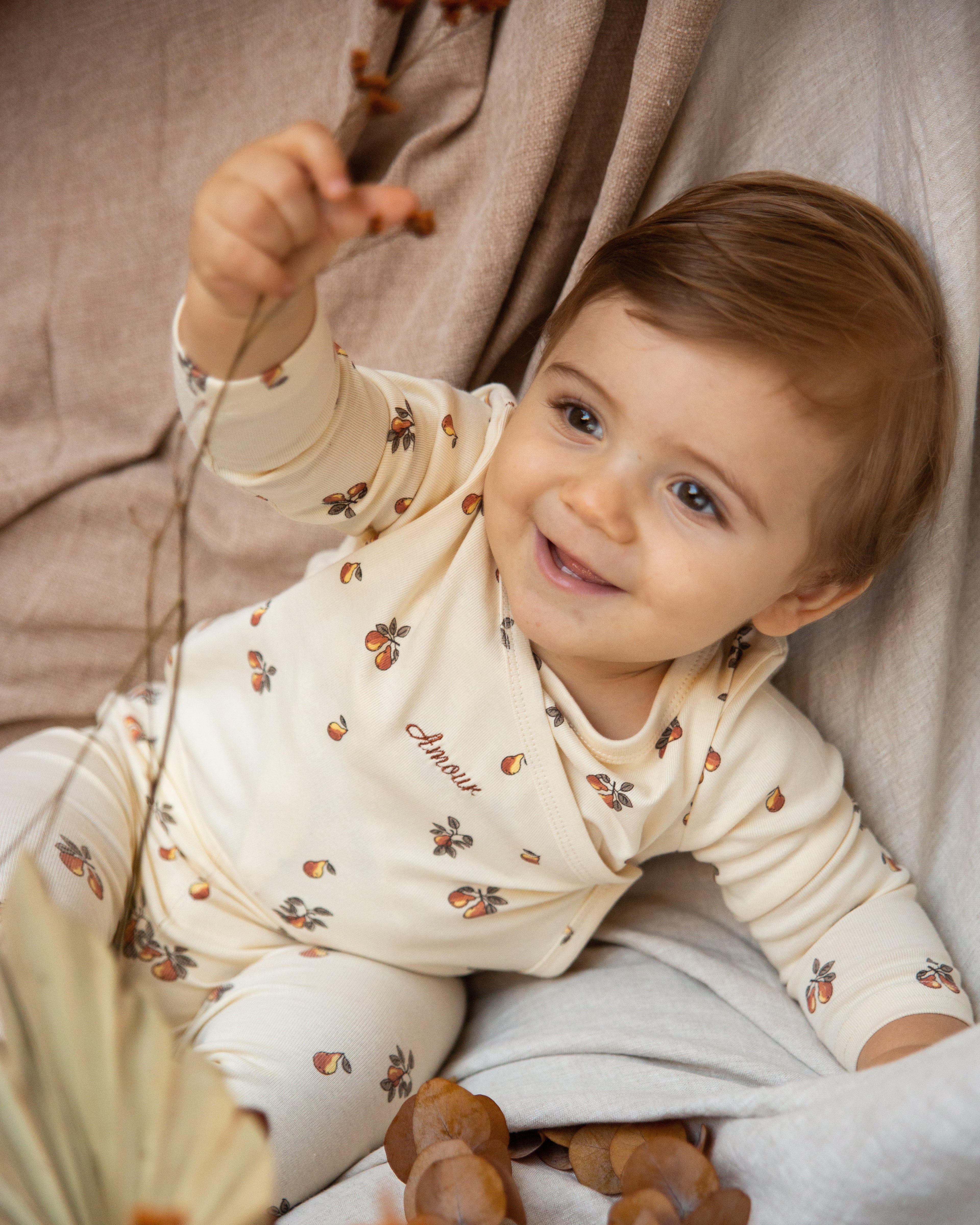 2-piece unisex pear pajamas